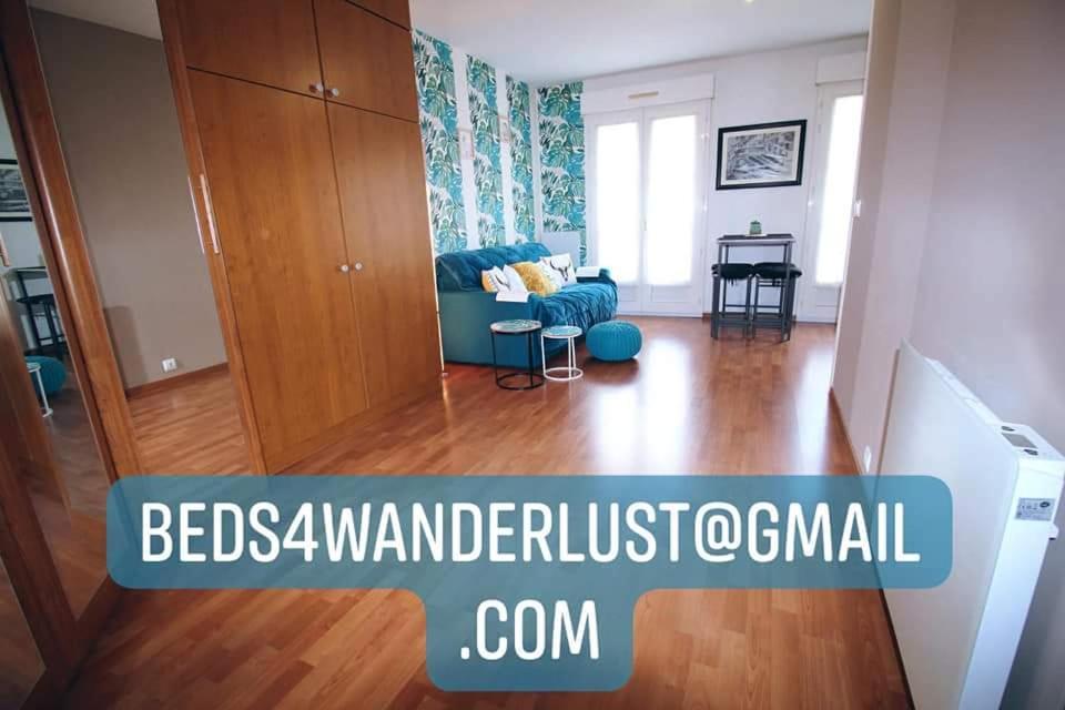 Studio Royal By Beds4Wanderlust - Place Du Marche Avec Parking Prive فونتانبلو الغرفة الصورة