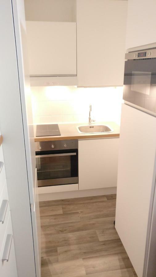 Studio Royal By Beds4Wanderlust - Place Du Marche Avec Parking Prive فونتانبلو المظهر الخارجي الصورة